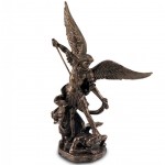 St Michel Statue 11 cm